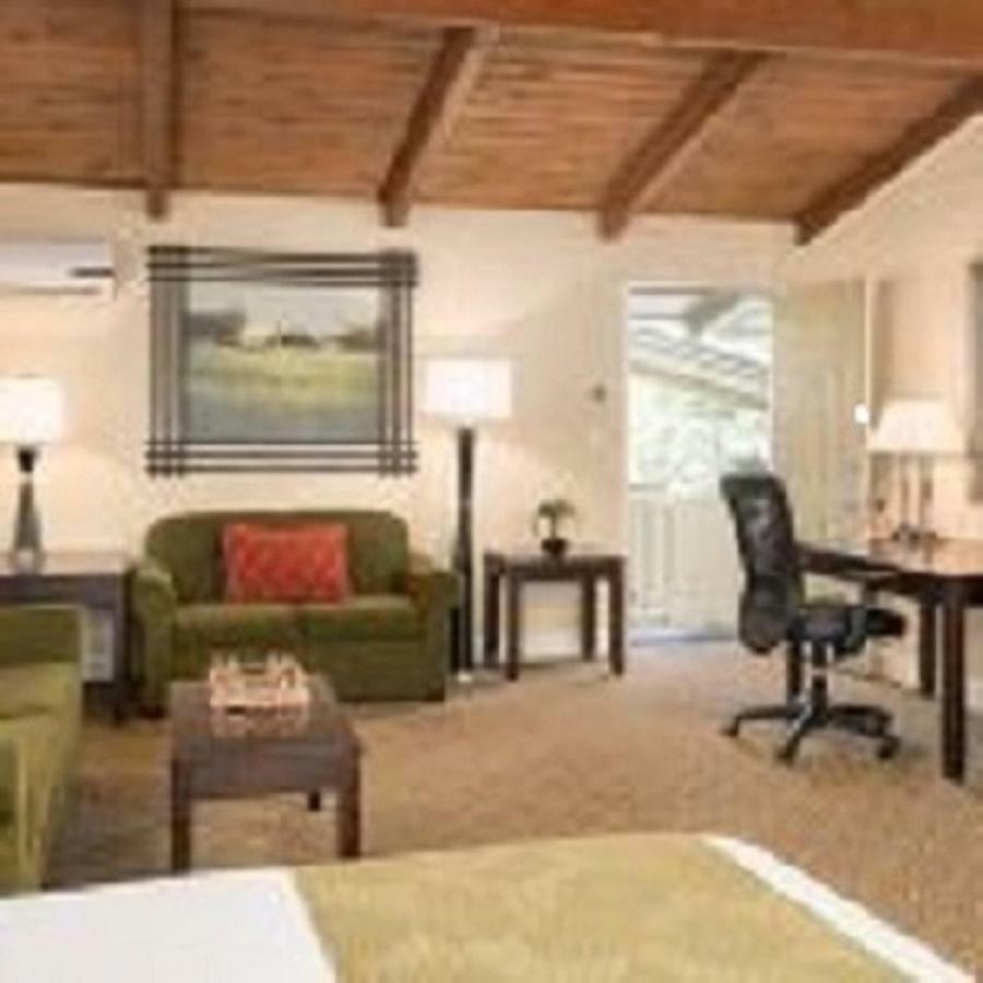 Country Inn Motel Palo Alto Zewnętrze zdjęcie